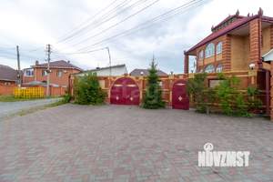 Дом 463м², 4-этажный, участок 12 сот.