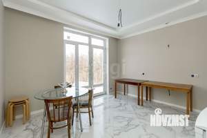 Дом 241м², 2-этажный, участок 7 сот.