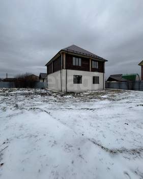 Дом 212м², 3-этажный, участок 8 сот.