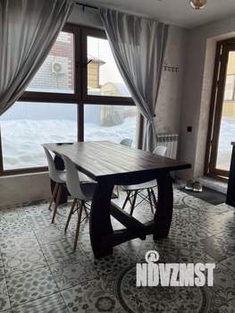 Коттедж 105м², 2-этажный, участок 5 сот.