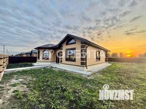 Дом 122м², 2-этажный, участок 9 сот.