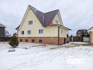 Дом 268м², 3-этажный, участок 15 сот.