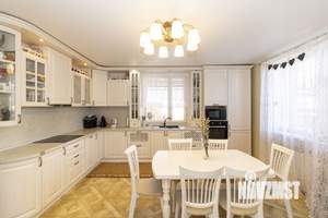 Дом 161м², 2-этажный, участок 11 сот.