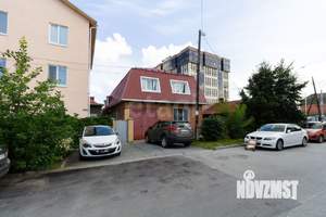 Дом 197м², 3-этажный, участок 3 сот.