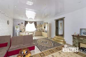 Дом 283м², 3-этажный, участок 6 сот.