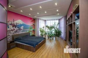 Дом 341м², 3-этажный, участок 12 сот.