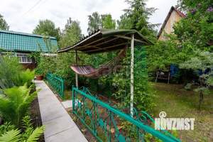 Дом 35м², 2-этажный, участок 10 сот.