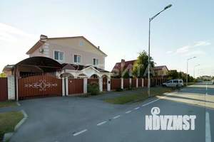 Дом 215м², 2-этажный, участок 10 сот.