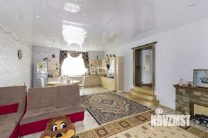 Дом 283м², 3-этажный, участок 6 сот.