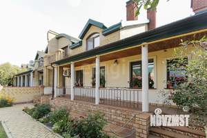 Таунхаус 176м², 2-этажный, участок 3 сот.