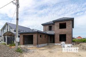 Дом 180м², 2-этажный, участок 7 сот.