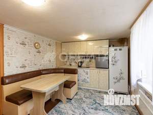 Дом 74м², 2-этажный, участок 6 сот.