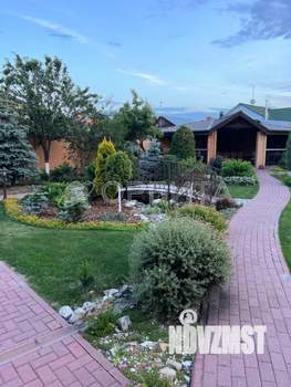 Дом 1056м², 2-этажный, участок 15 сот.