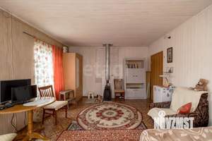 Дом 60м², 2-этажный, участок 6 сот.