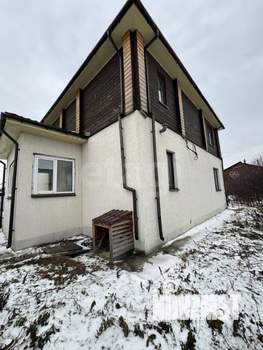 Дом 212м², 3-этажный, участок 8 сот.