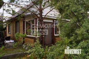 Коттедж 270м², 3-этажный, участок 10 сот.