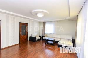 Дом 190м², 2-этажный, участок 7 сот.