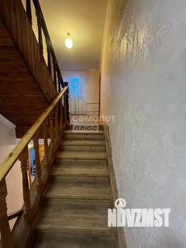 Дом 400м², 3-этажный, участок 13 сот.