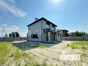 Дом 174м², 2-этажный, участок 8 сот.