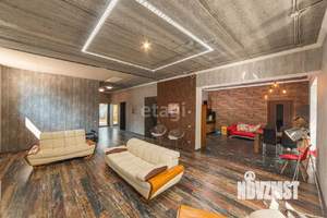 Дом 276м², 2-этажный, участок 14 сот.