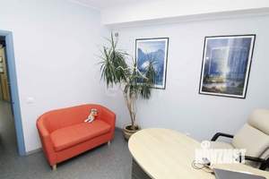 Таунхаус 653м², 3-этажный, участок 9 сот.