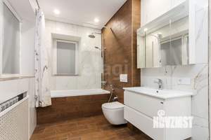 Дом 121м², 2-этажный, участок 5 сот.