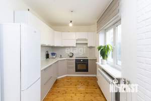 Дом 363м², 2-этажный, участок 12 сот.