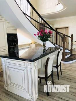 Коттедж 158м², 2-этажный, участок 6 сот.