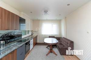 Дом 80м², 2-этажный, участок 5 сот.