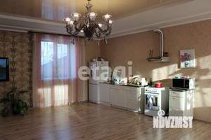 Дом 176м², 2-этажный, участок 6 сот.