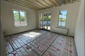 Дом 100м², 2-этажный, участок 5 сот.