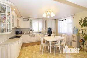 Дом 161м², 2-этажный, участок 11 сот.