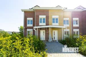 Таунхаус 130м², 3-этажный, участок 2 сот.