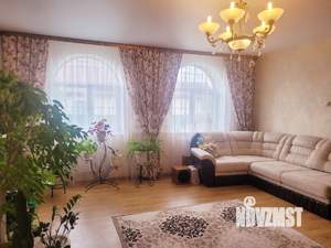 Дом 254м², 2-этажный, участок 10 сот.