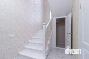 Коттедж 220м², 2-этажный, участок 8 сот.