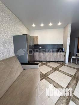 Дом 77м², 2-этажный, участок 6 сот.