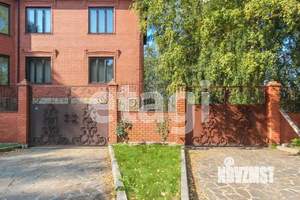 Дом 760м², 2-этажный, участок 15 сот.