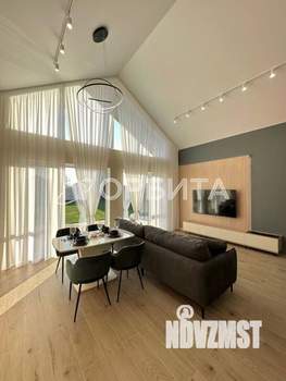 Дом 137м², 2-этажный, участок 12 сот.