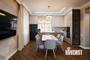 Дом 164м², 2-этажный, участок 9 сот.