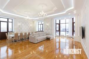 Коттедж 382м², 3-этажный, участок 15 сот.