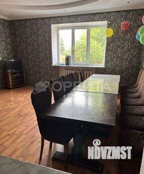 Дом 244м², 2-этажный, участок 10 сот.
