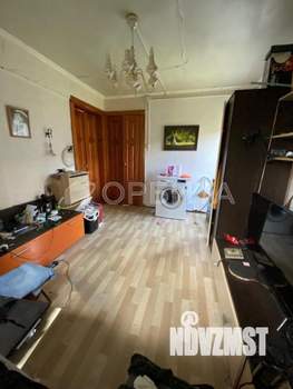 Дом 46м², 2-этажный, участок 6 сот.