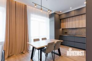 Таунхаус 130м², 3-этажный, участок 4 сот.