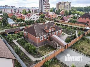 Дом 675м², 3-этажный, участок 21 сот.