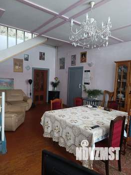 Коттедж 230м², 2-этажный, участок 13 сот.