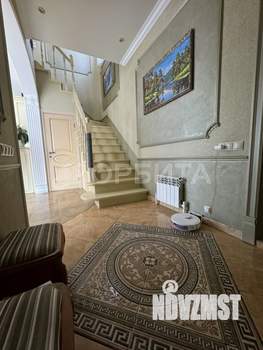 Дом 144м², 2-этажный, участок 6 сот.