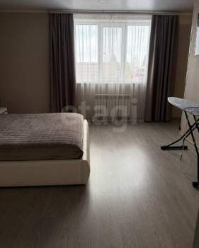 Дом 140м², 2-этажный, участок 6 сот.