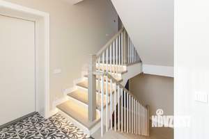 Дом 268м², 2-этажный, участок 8 сот.