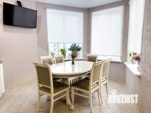 Коттедж 185м², 2-этажный, участок 8 сот.