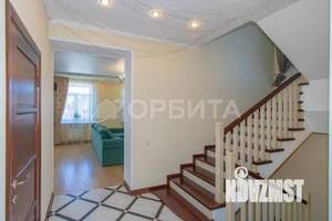 Дом 214м², 2-этажный, участок 10 сот.